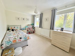 Photo 11- click for photo gallery